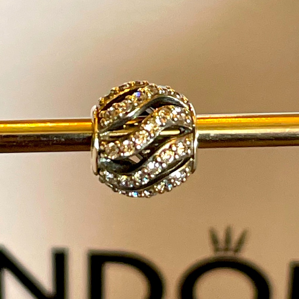 Authentic PANDORA 925 Silver Winter Wisp Clear CZ Bead Charm 791197CZ
